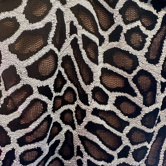 Cache XS Metallic Animal Print Patterned Tank Top Y2K Style - Picture 3 of 7